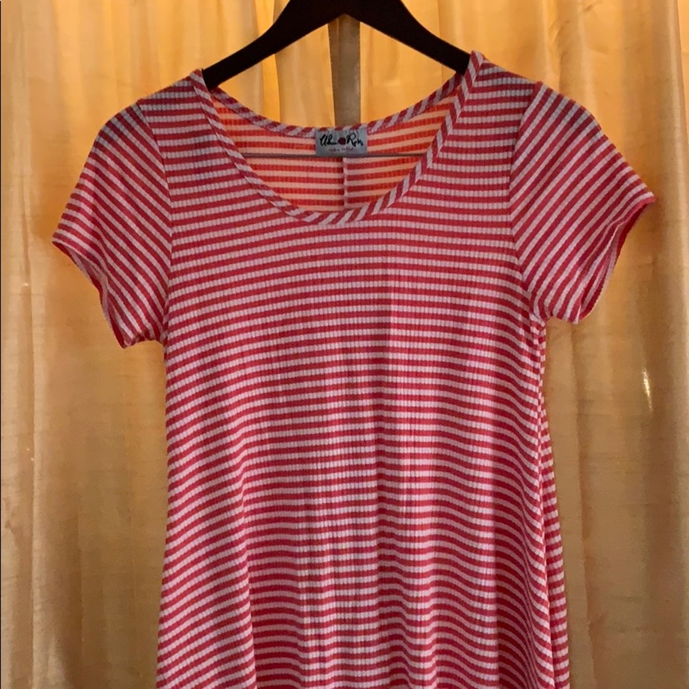 Peach & white stripe dress 🍑
